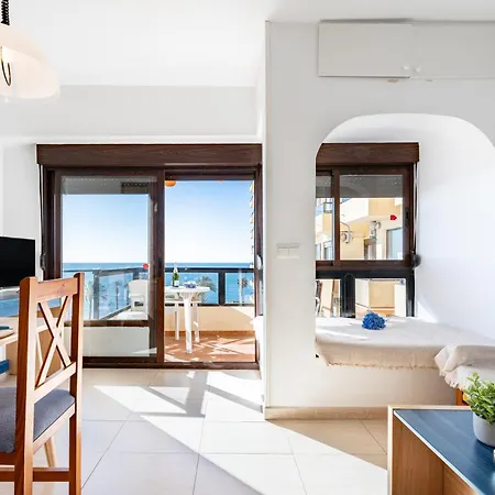 Malagasuite New Aloha Playa Apartmán *